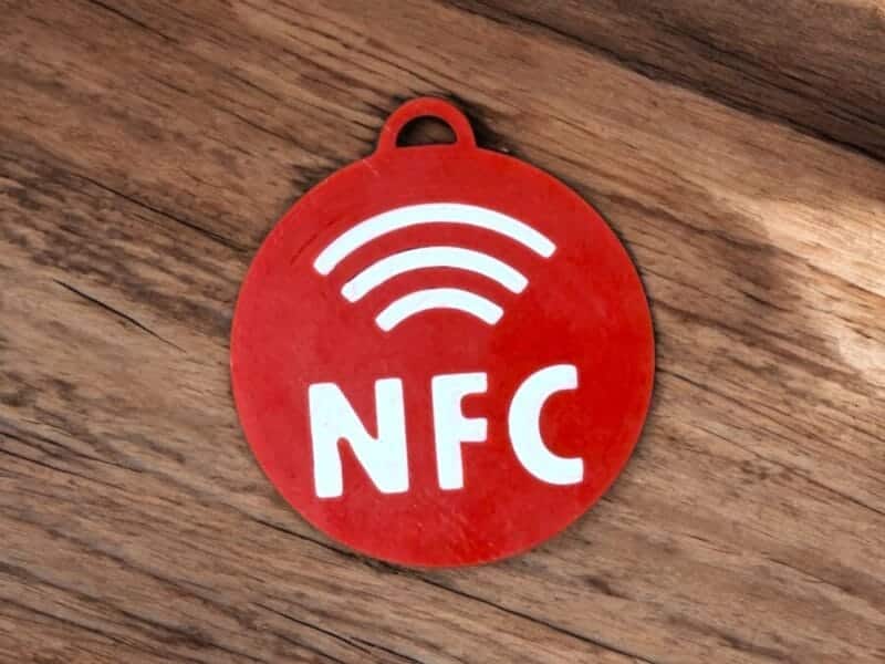 Okos kutyabiléta – NFC technológiával, hogy kedvenced mindig hazataláljon