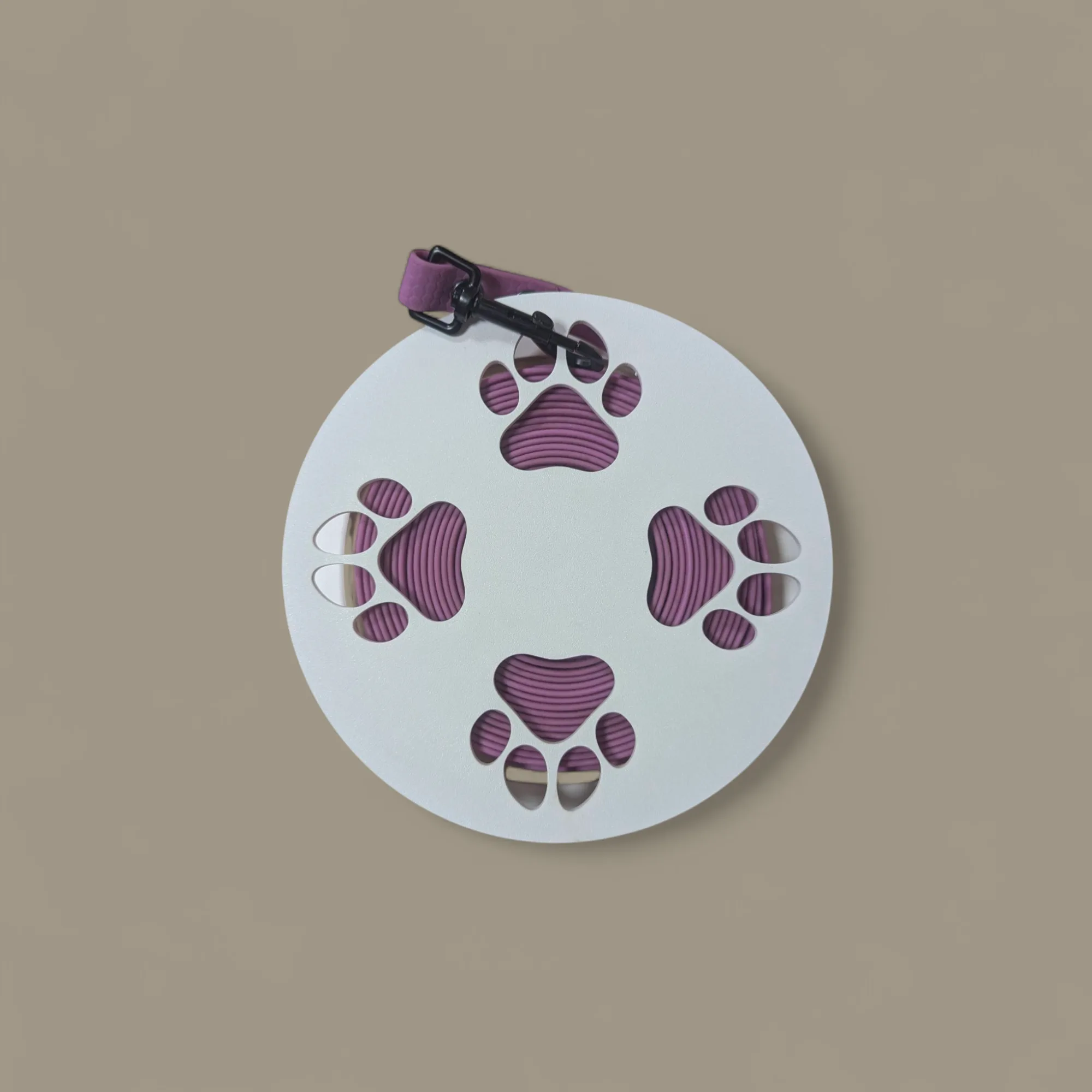 Long (mantrailing and tracking) leash holder